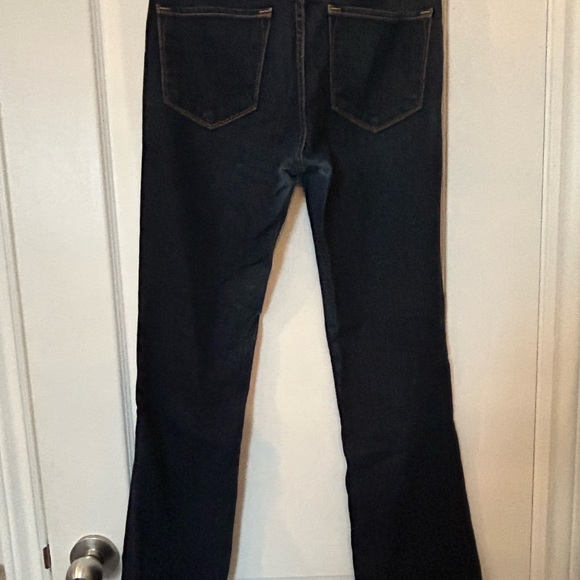 Size 28 Dark Wash J Brand Jeans - Picture 2 of 3